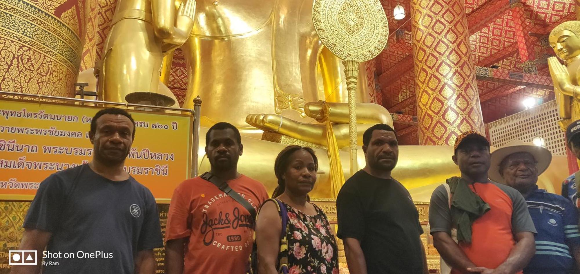 V House Otel Phra Nakhon Si Ayutthaya Dış mekan fotoğraf