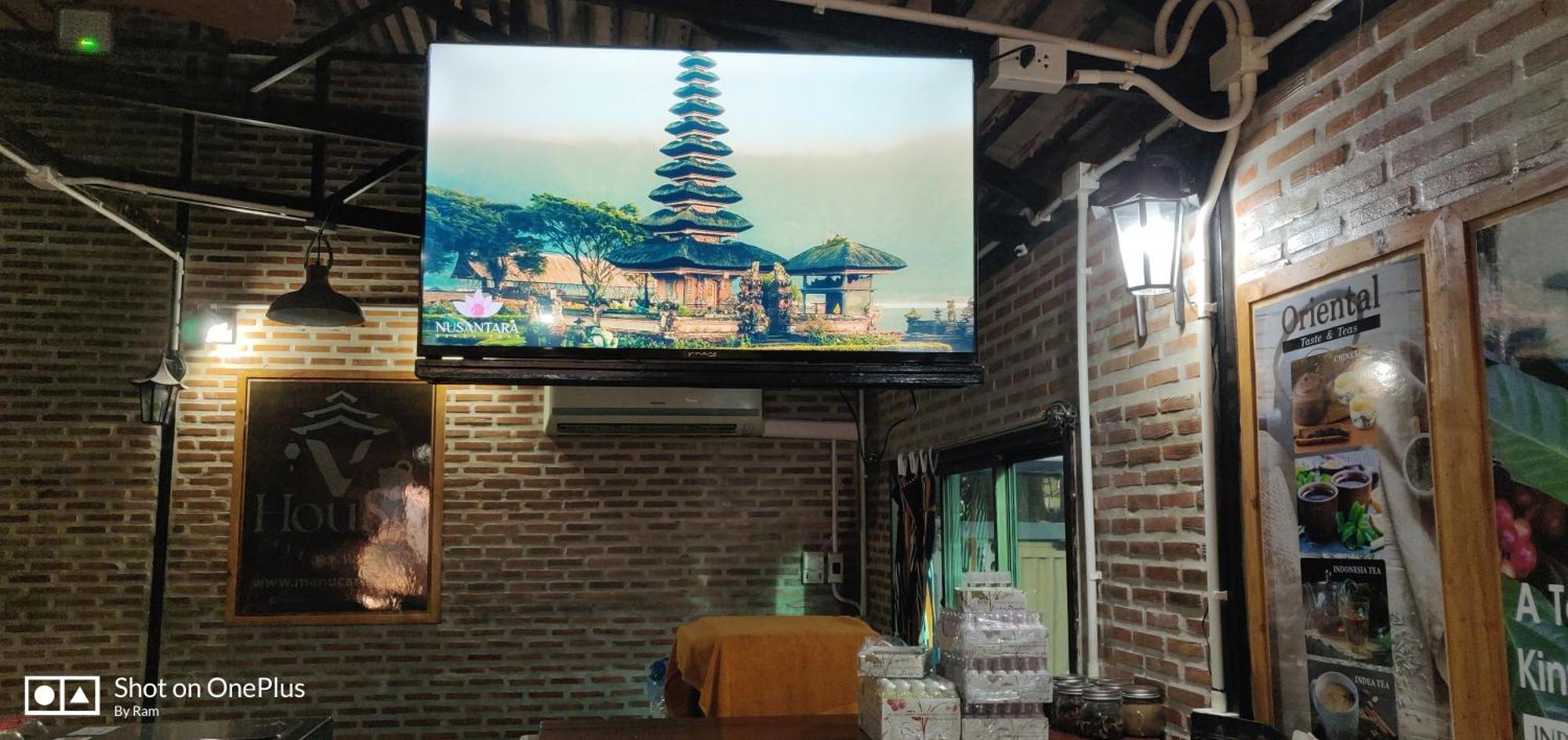 V House Otel Phra Nakhon Si Ayutthaya Dış mekan fotoğraf