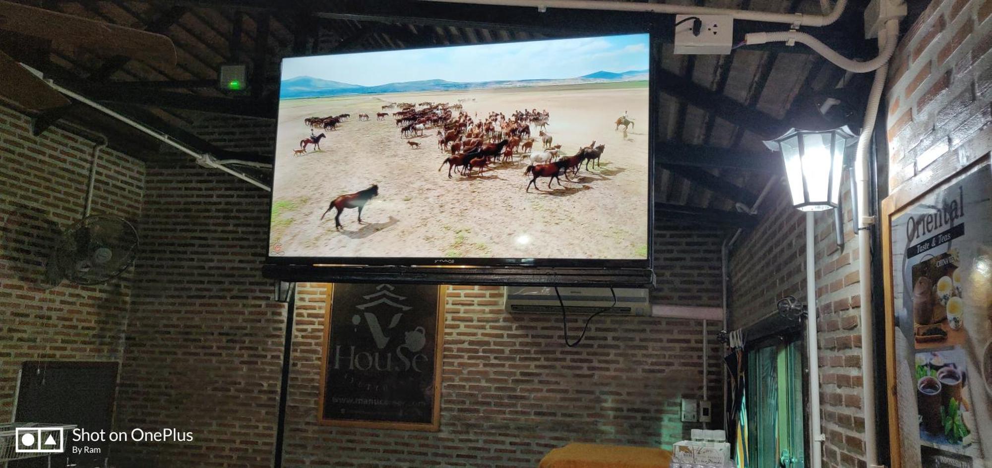 V House Otel Phra Nakhon Si Ayutthaya Dış mekan fotoğraf