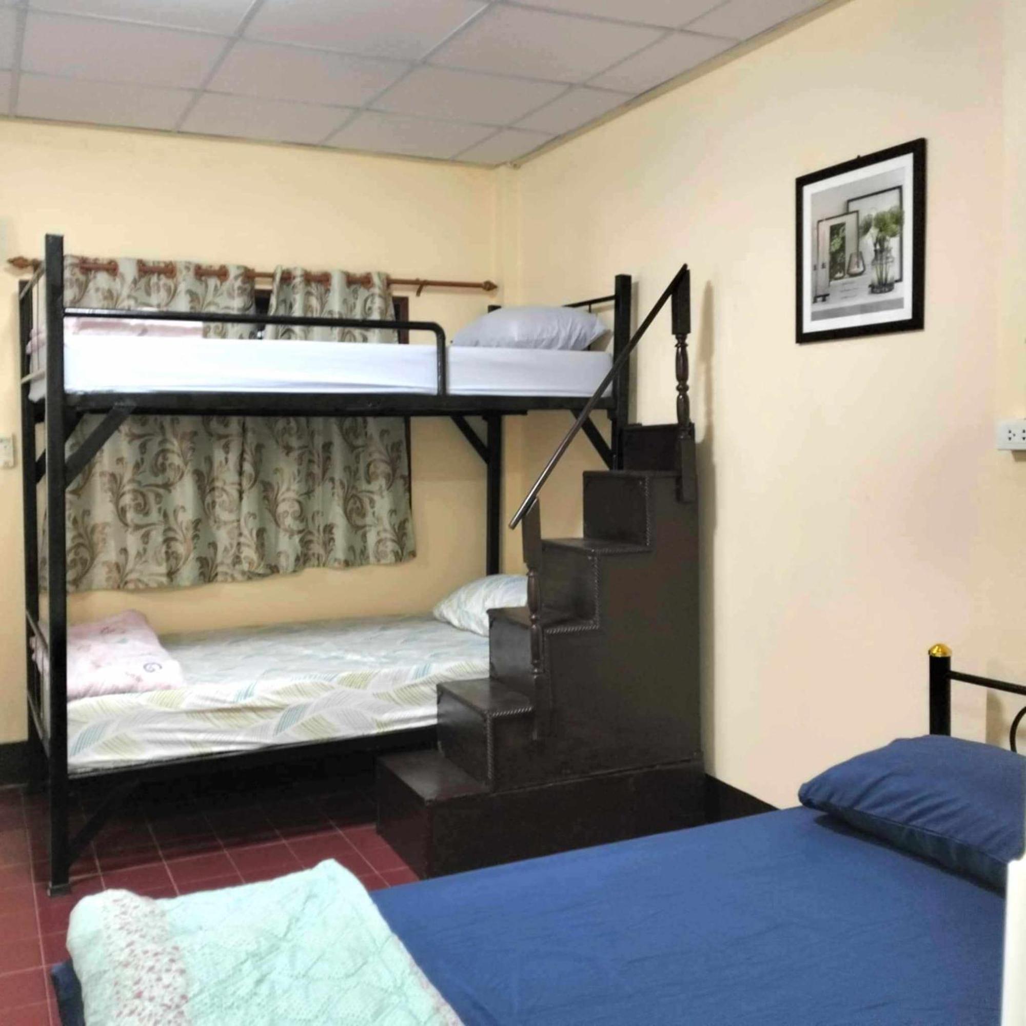 V House Otel Phra Nakhon Si Ayutthaya Dış mekan fotoğraf